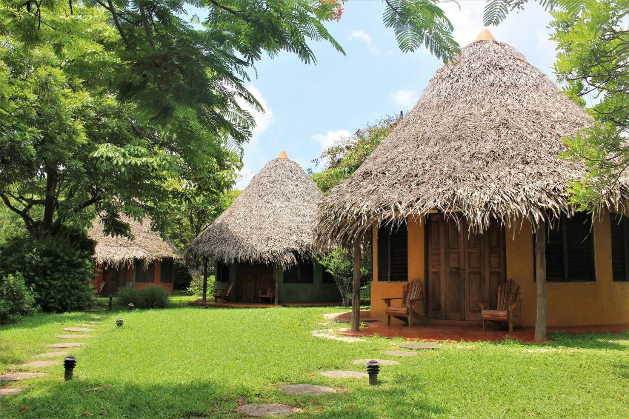 Hotel Playa Negra Paraiso  Exterior photo